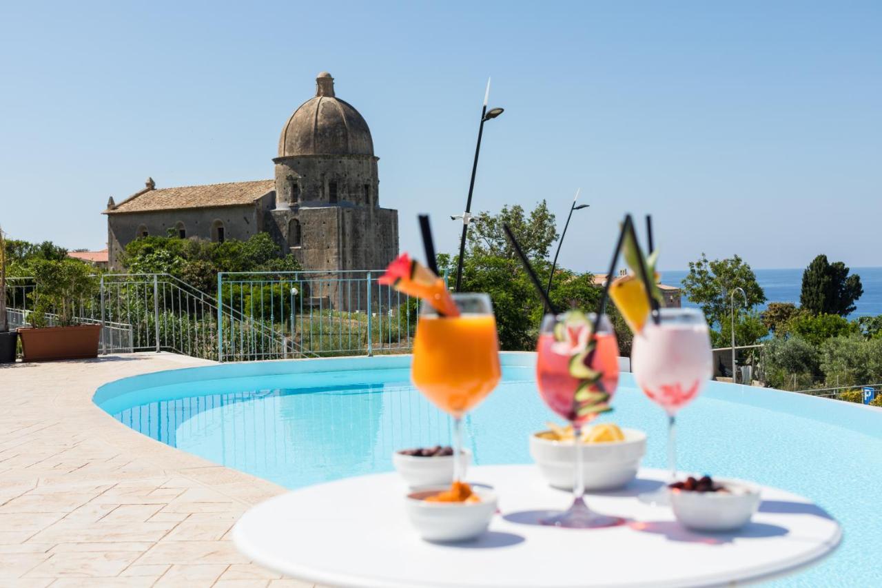 Sentido Michelizia Tropea Resort Exterior foto