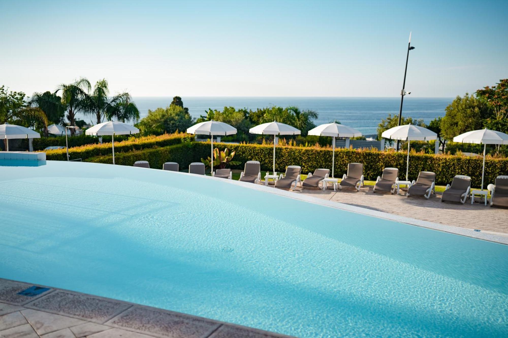 Sentido Michelizia Tropea Resort Exterior foto